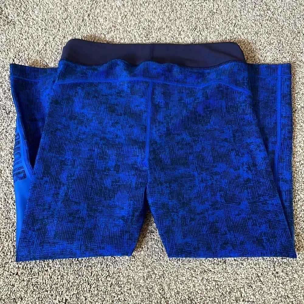 ⭐️ 3 for $20 Under armour blue compression leggings small